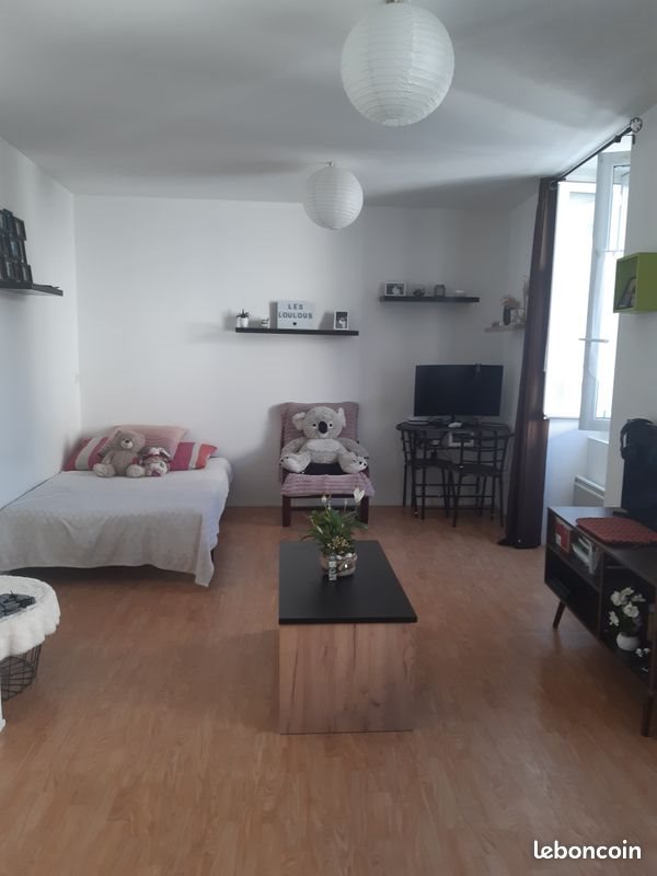 Appartement à louer, 27m², Jurançon