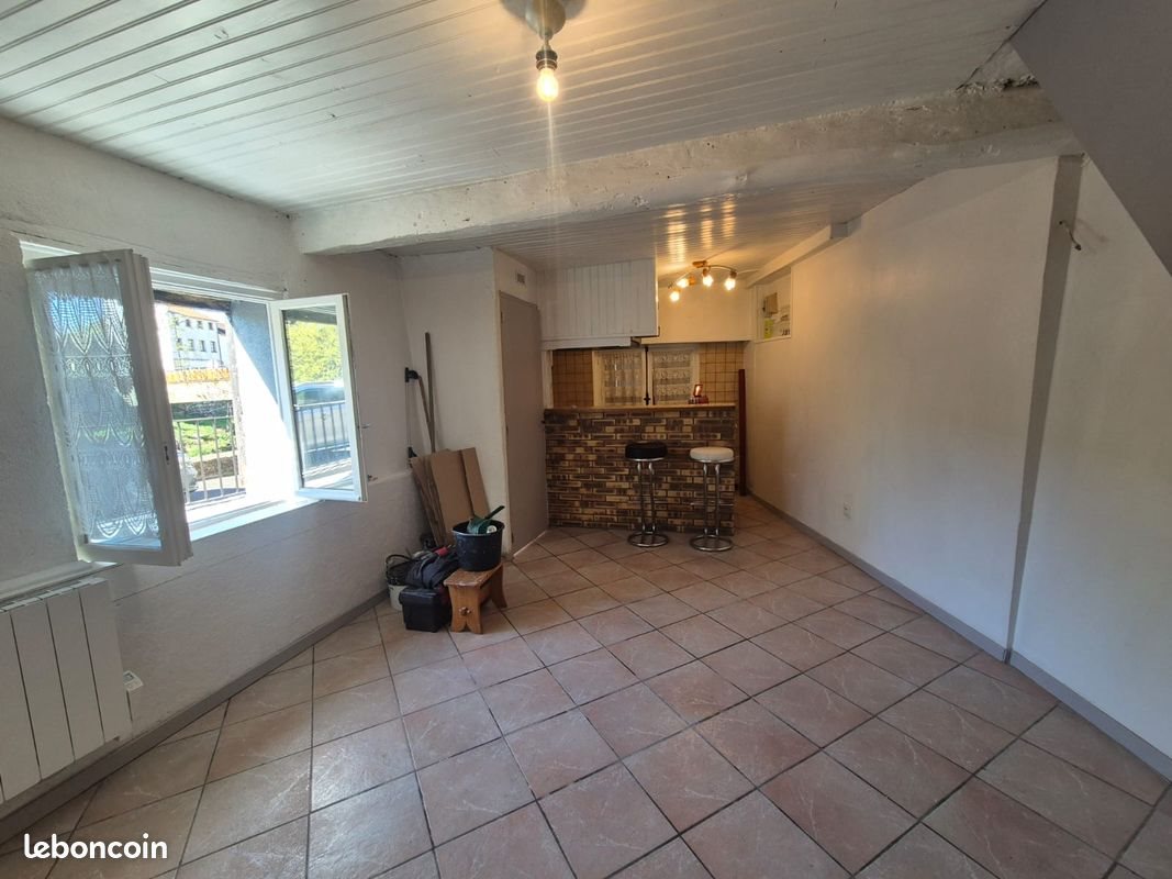 Maison à louer, 40m², Thiers