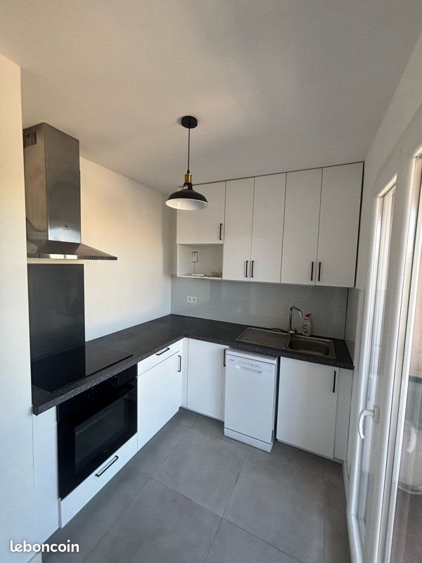 Appartement à louer, 45m², Marseille 12ème