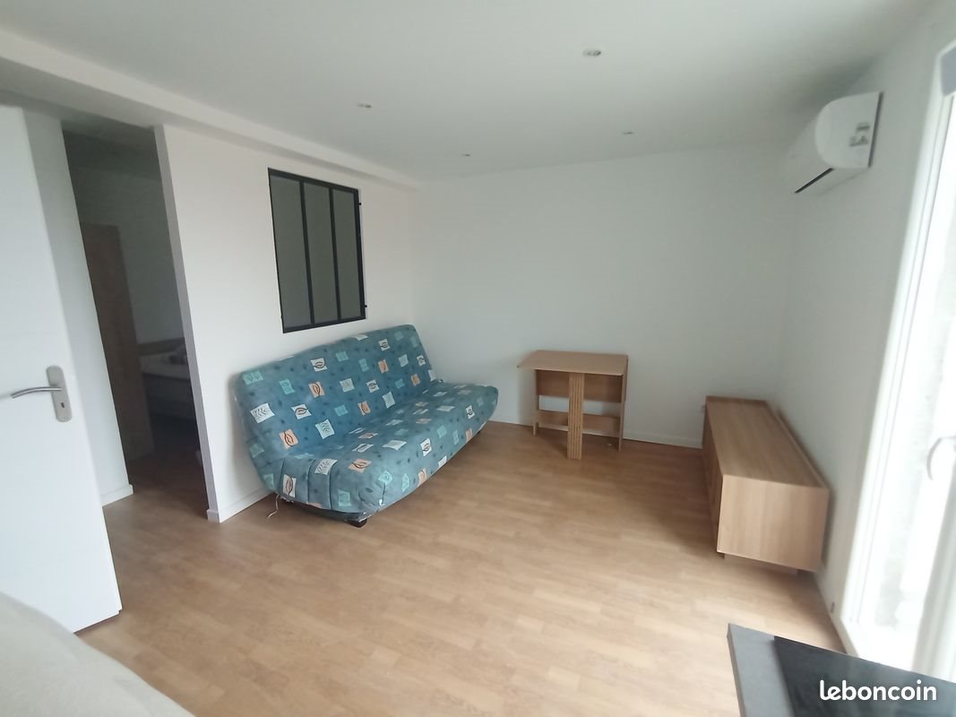 Appartement à louer, 25m², La Verdière