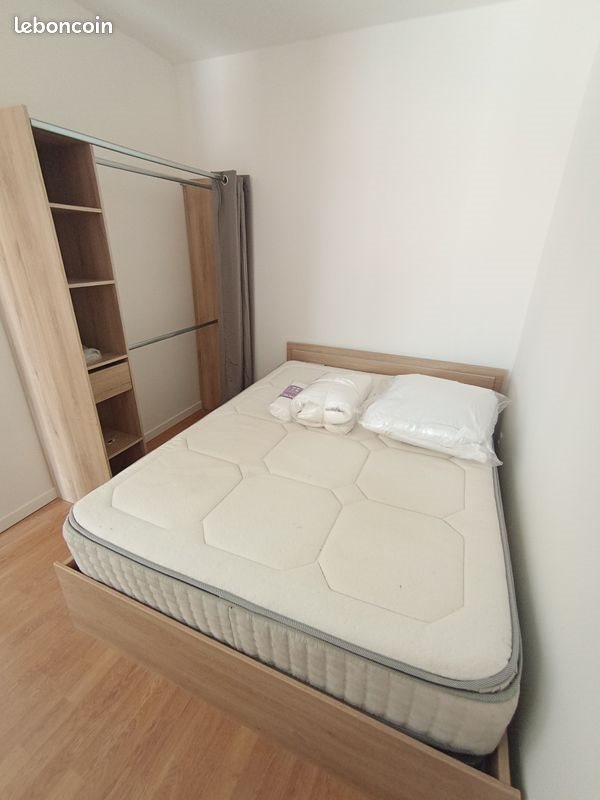 Appartement à louer, 25m², La Verdière
