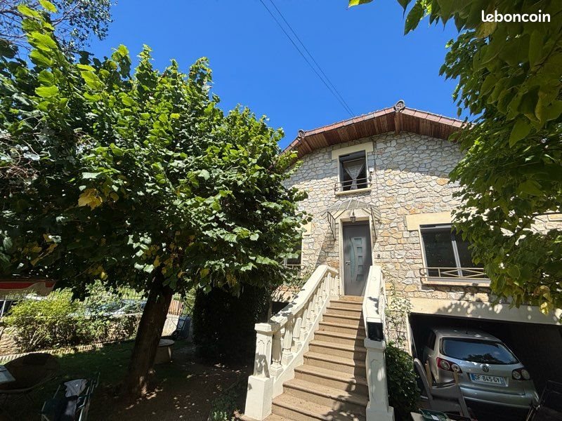 Maison à louer, 145m², Martel