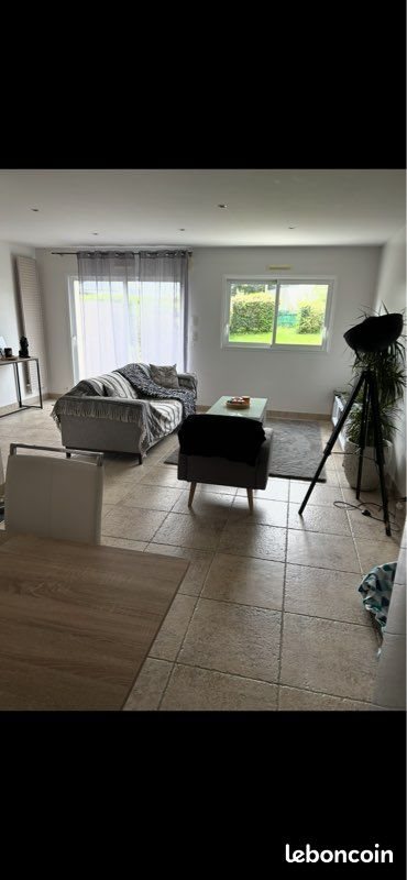 Maison à louer, 70m², Locoal-Mendon