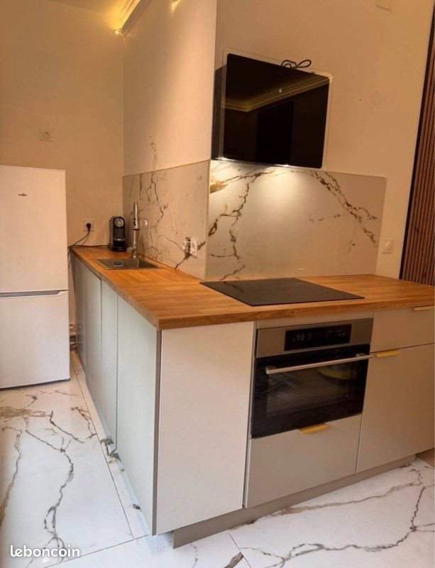 Appartement à louer, 30m², Courbevoie