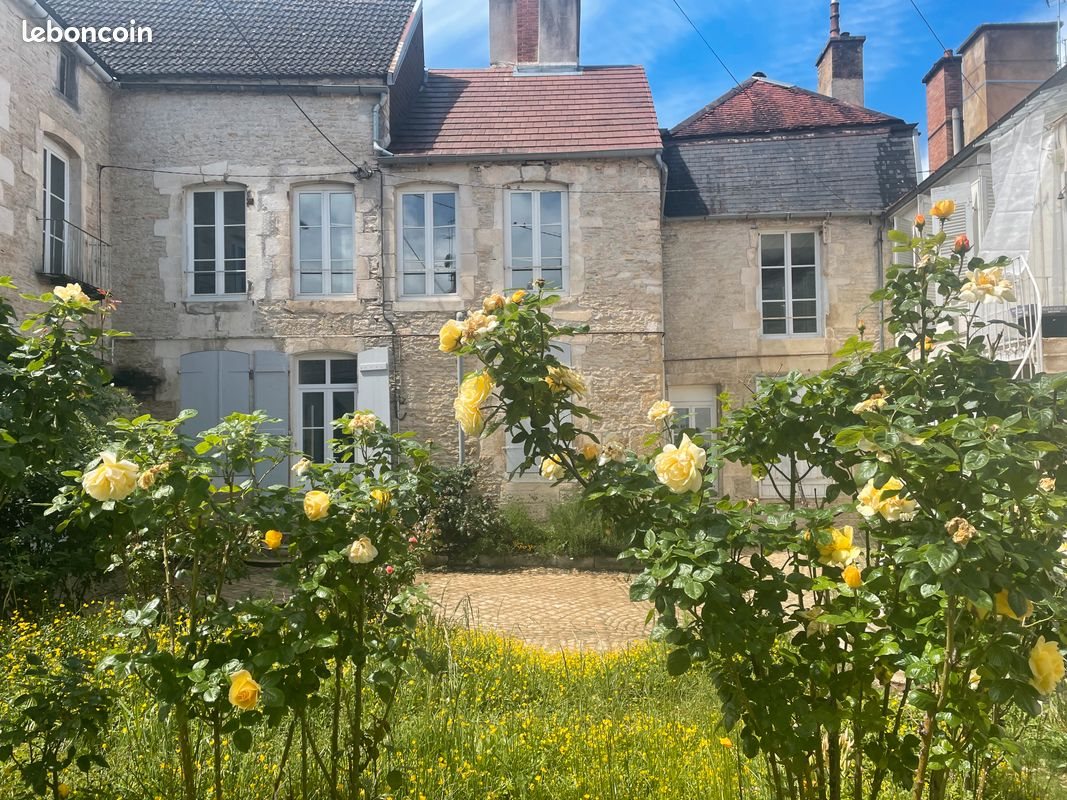 Maison à vendre, 700m², Châtillon-sur-Seine