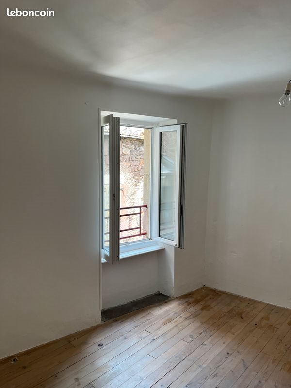 Appartement à louer, 60m², Brusque