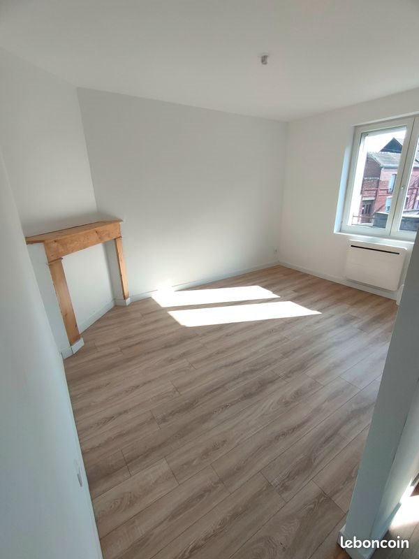 Appartement à louer, 31m², Denain