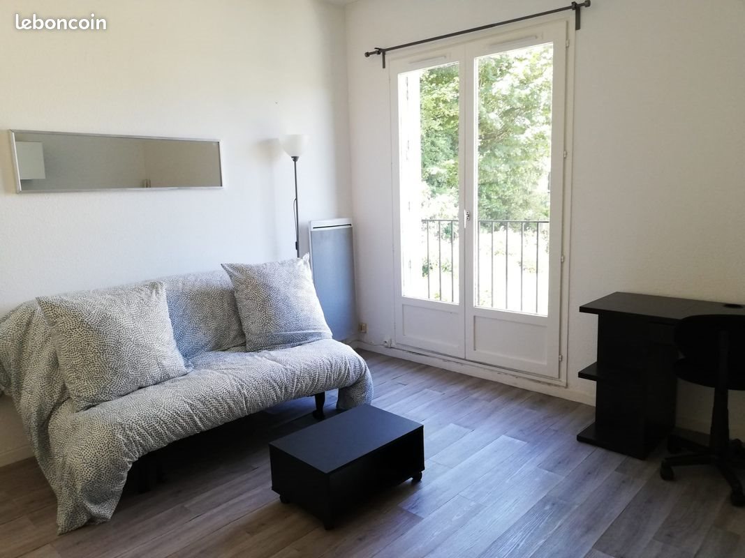 Appartement à louer, 23m², Pau