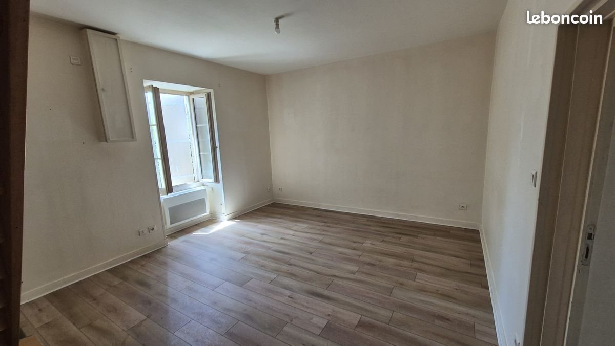 Appartement à louer, 63m², Ménigoute