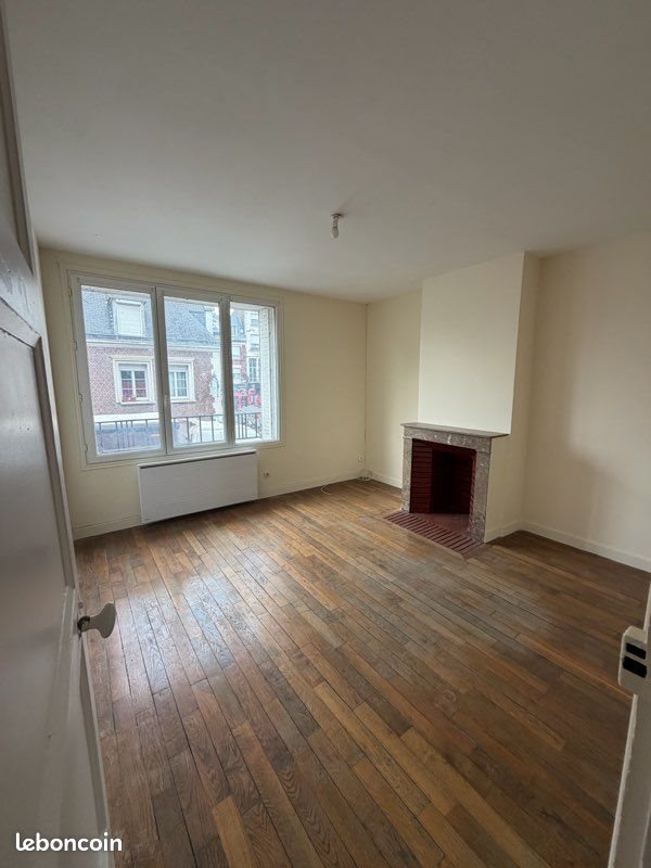 Appartement à louer, 52m², Péronne