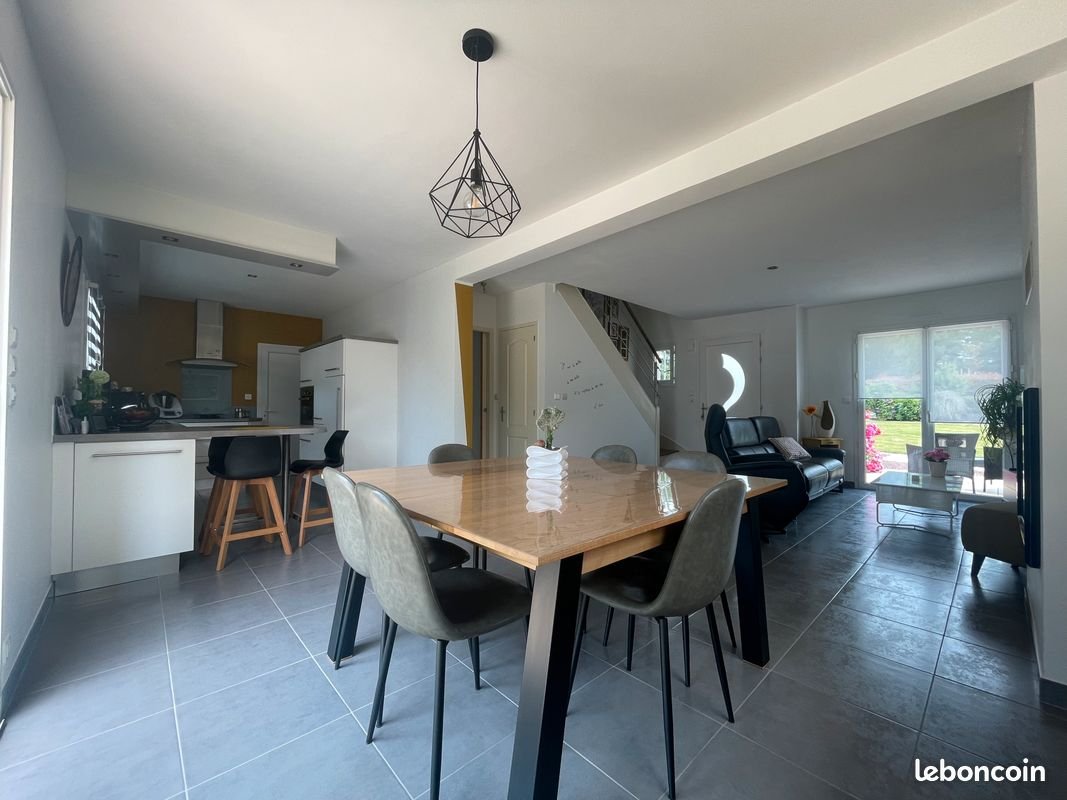 Maison à vendre, 97m², Bréal-sous-Montfort