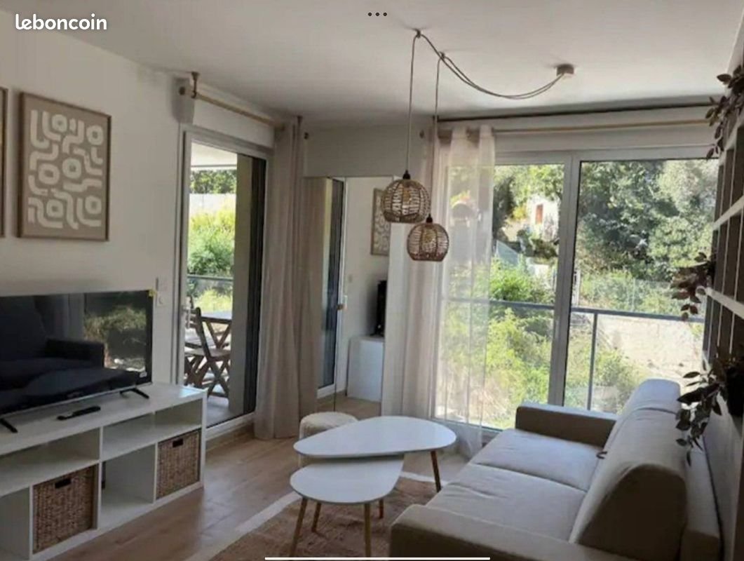 Appartement à louer, 32m², Saint-Laurent-du-Var