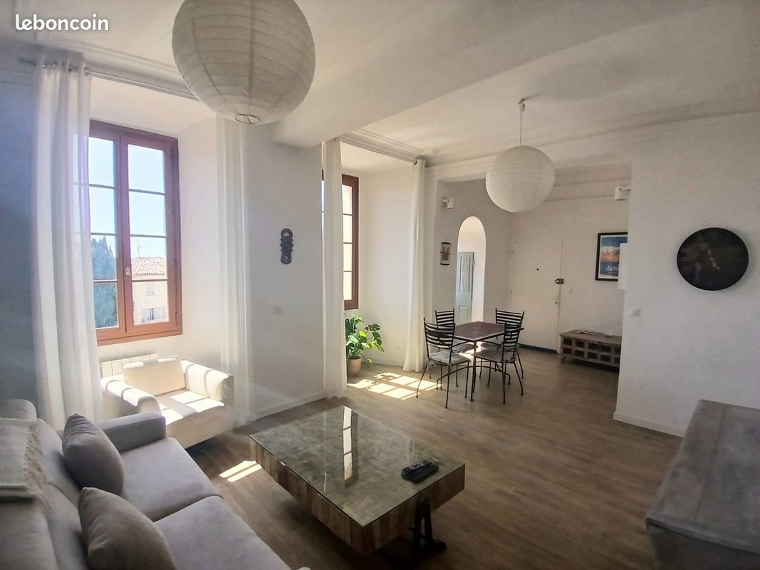 Appartement à louer, 49m², Grasse
