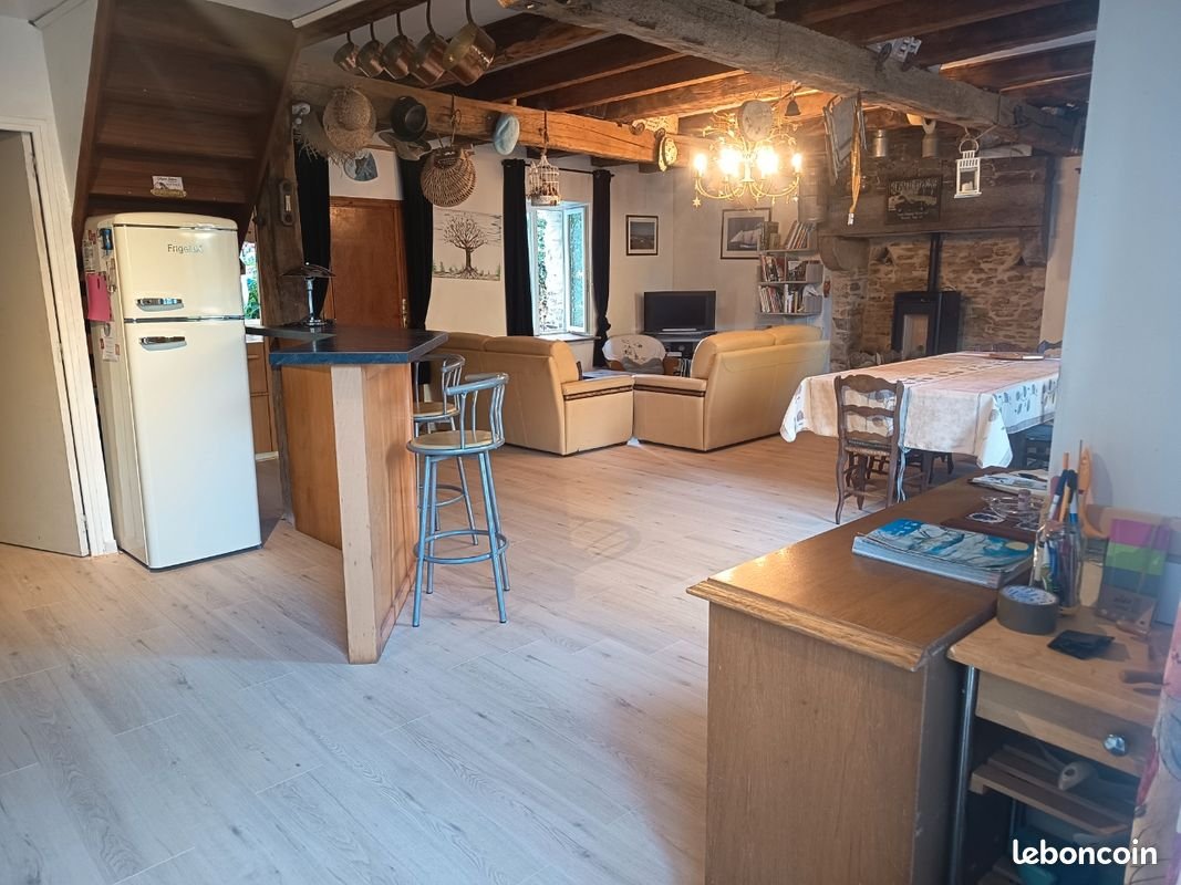 Maison à louer, 95m², Sacey