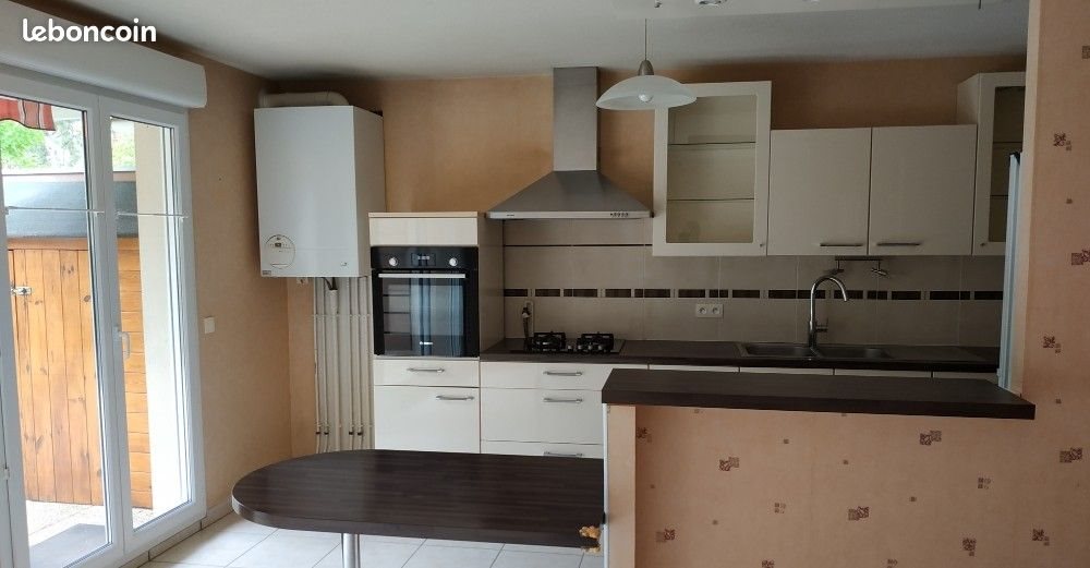 Appartement à louer, 70m², Domène