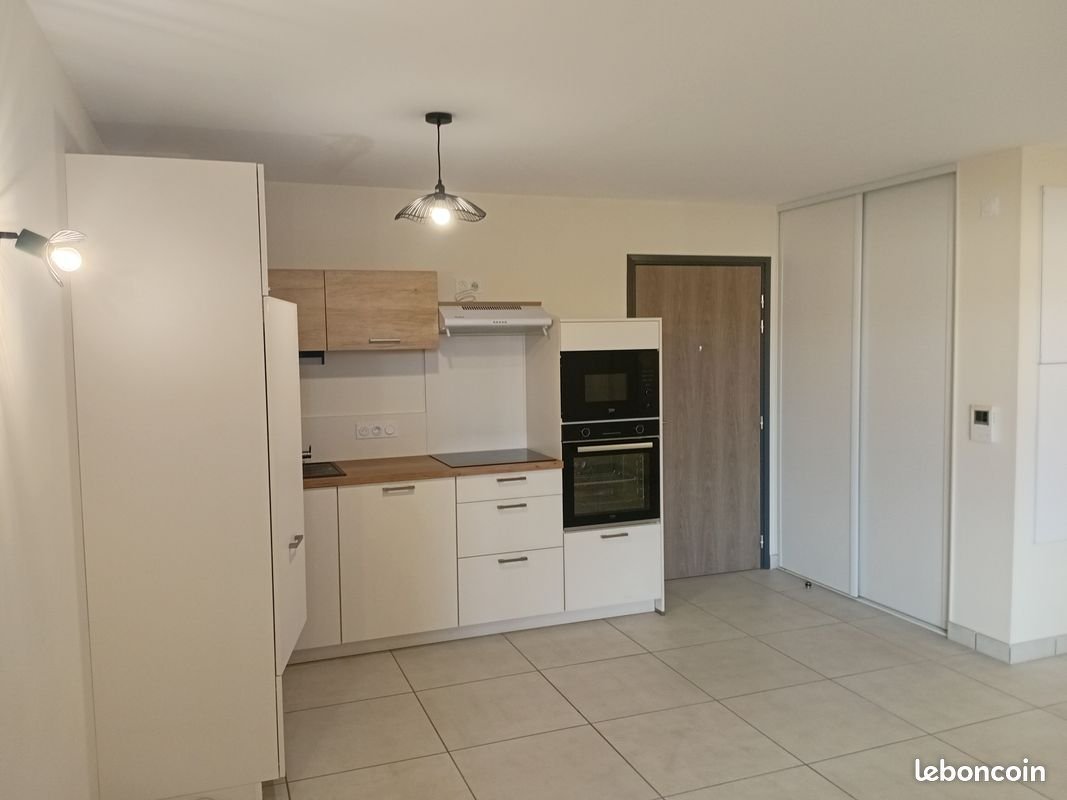 Appartement à louer, 43m², Albi