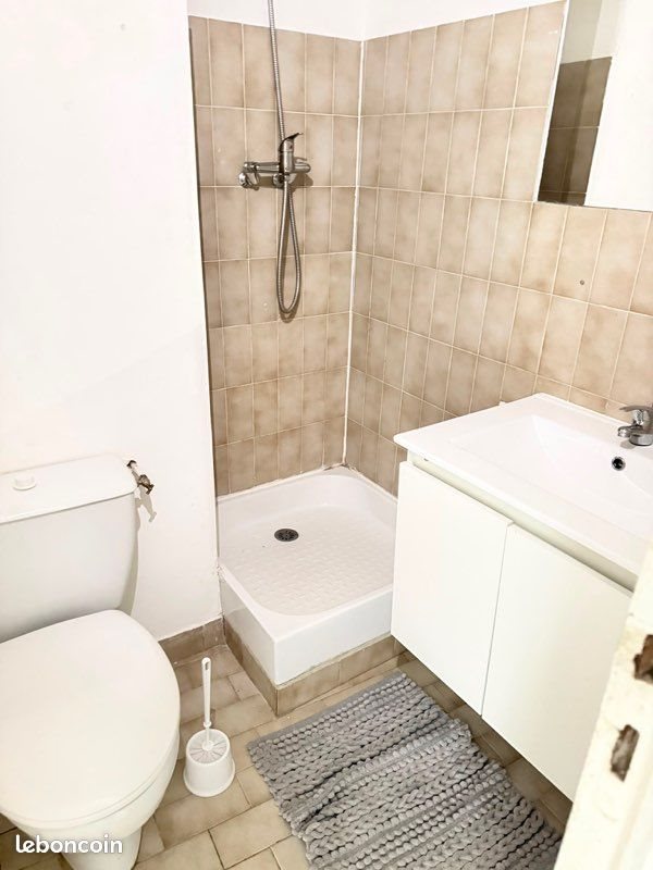 Appartement à louer, 17m², Nîmes