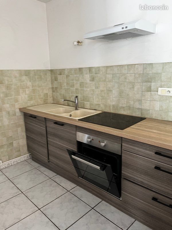 Appartement à louer, 53m², Piolenc