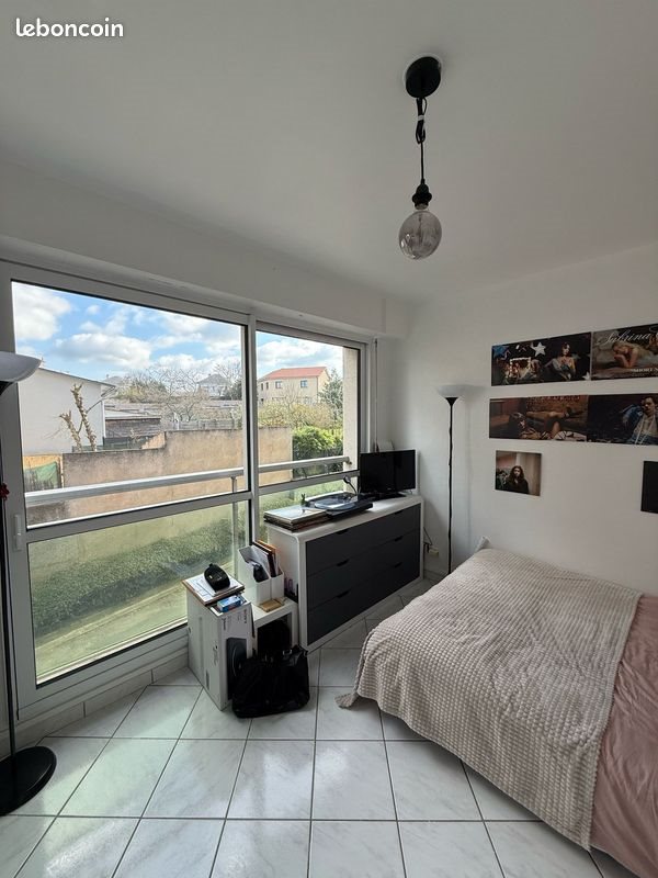 Appartement à louer, 21m², Saint-Max