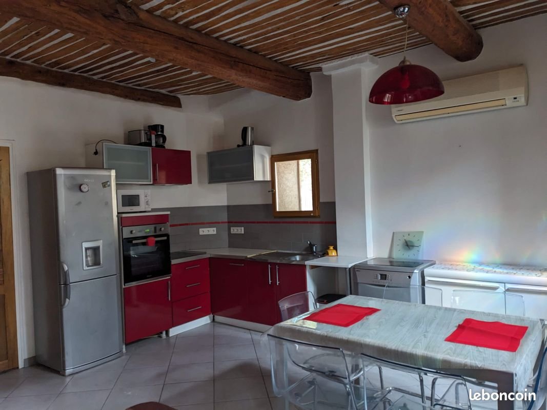 Appartement à louer, 50m², Peyrolles-en-Provence