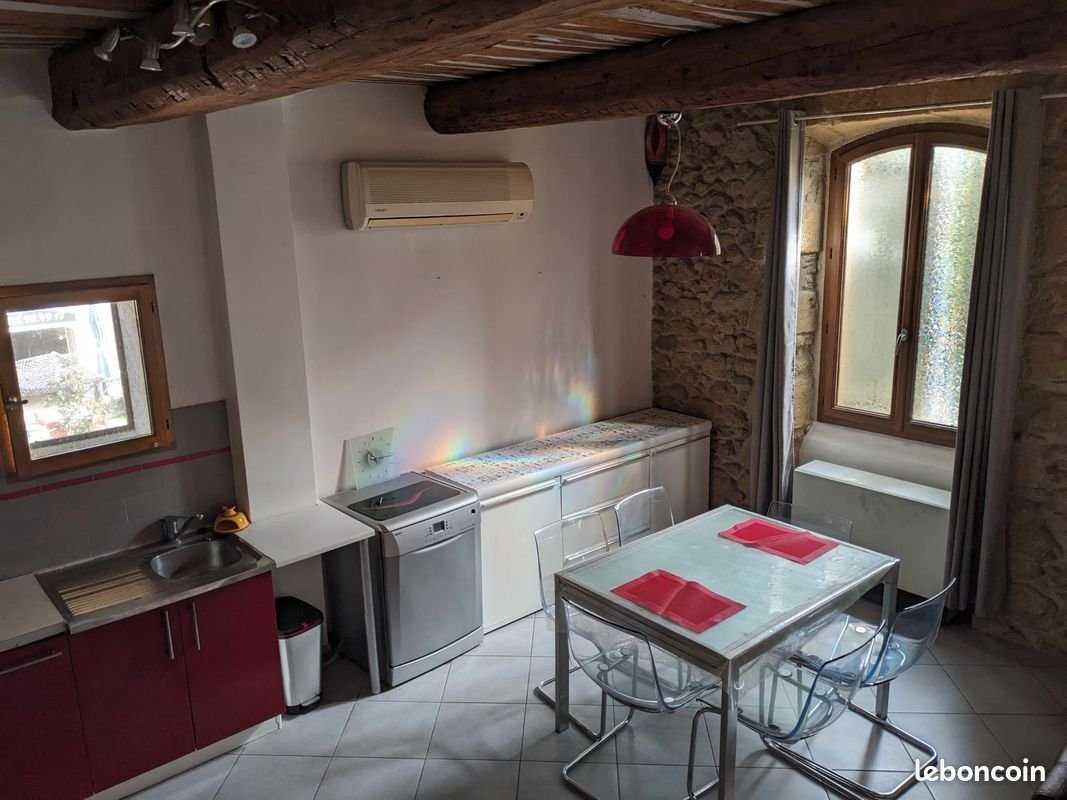 Appartement à louer, 50m², Peyrolles-en-Provence