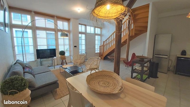 Appartement à louer, 93m², Tours
