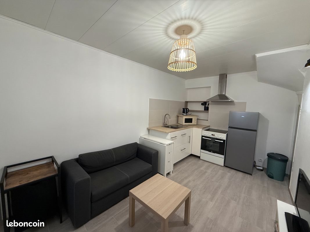 Appartement à louer, 27m², Aubagne