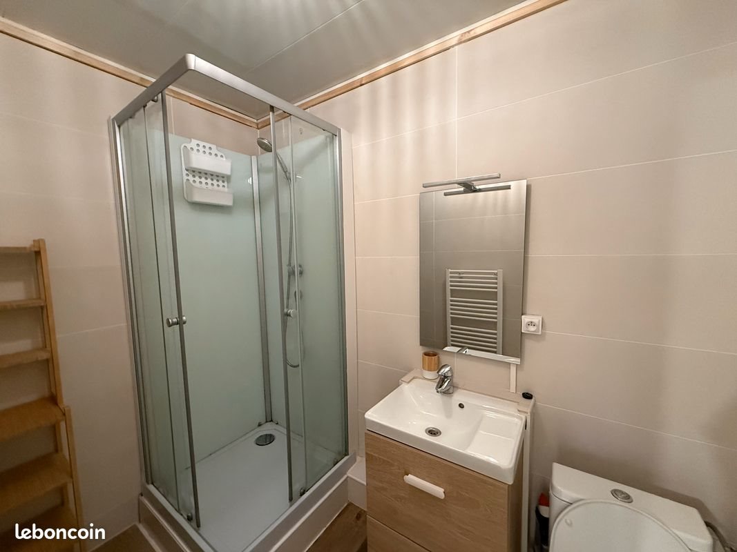 Appartement à louer, 27m², Aubagne