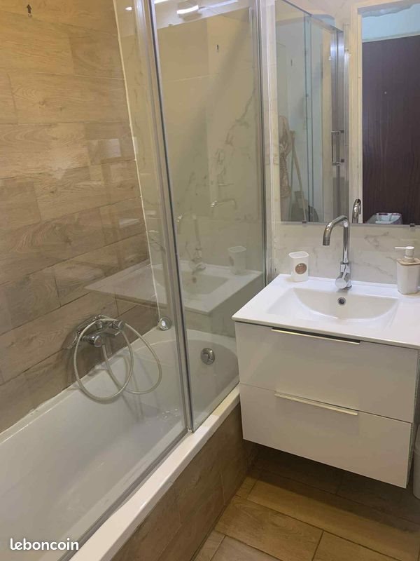 Appartement à louer, 26m², Mandelieu-la-Napoule