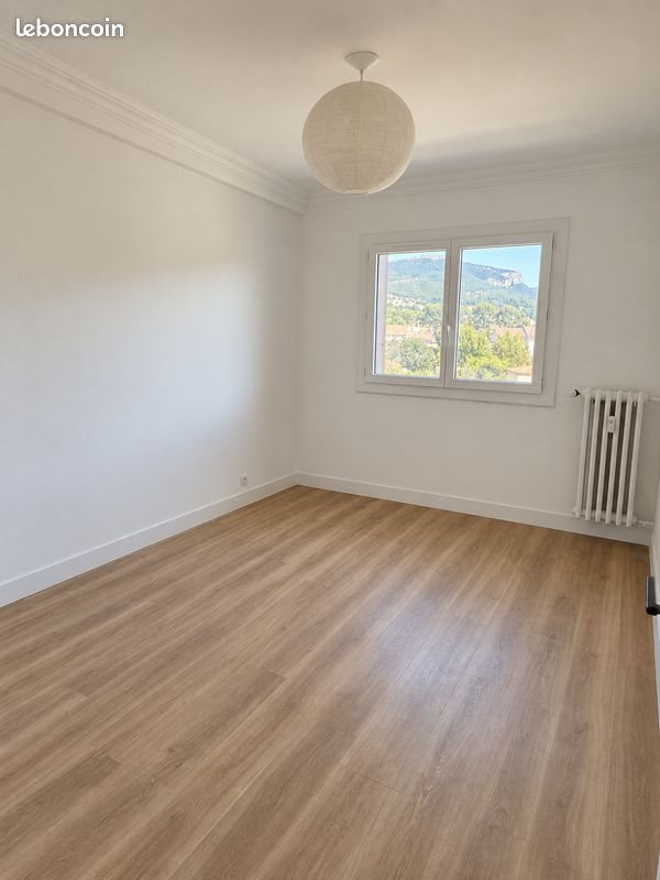 Appartement à louer, 58m², Toulon