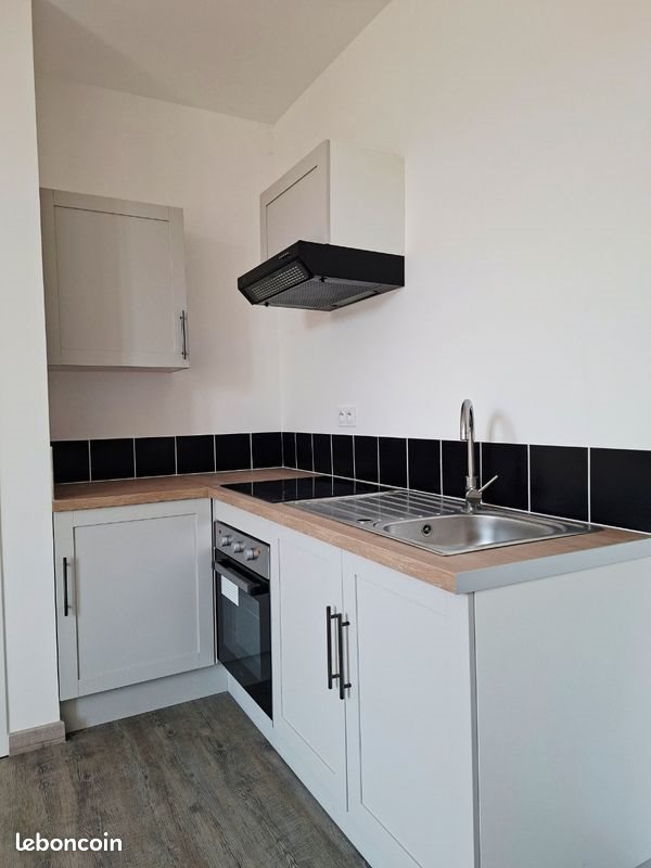 Appartement à louer, 33m², Pradelles