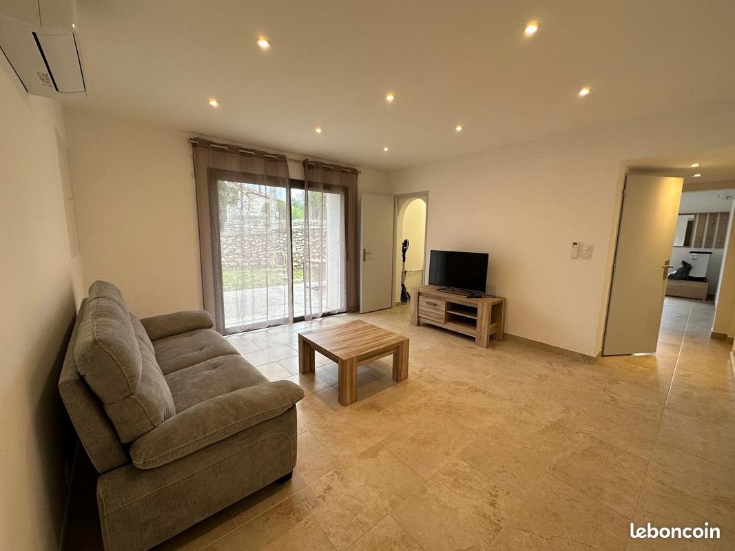 Maison à louer, 82m², Caveirac