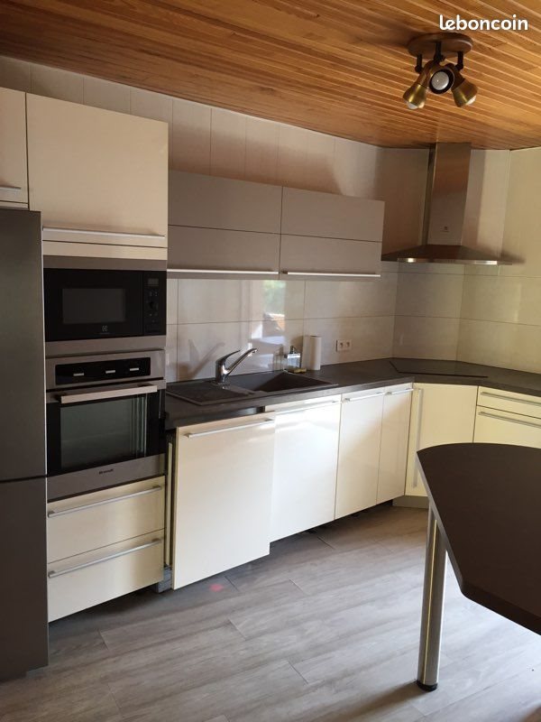 Appartement à louer, 96m², Decazeville
