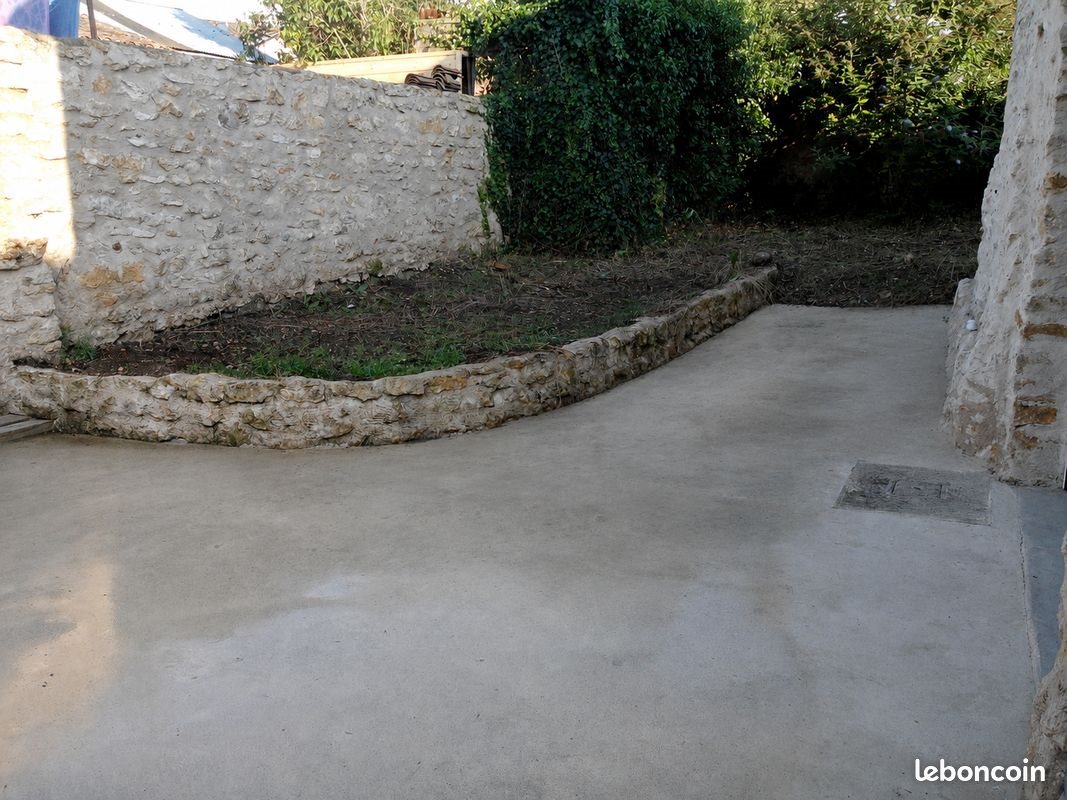 Maison à louer, 72m², Gençay