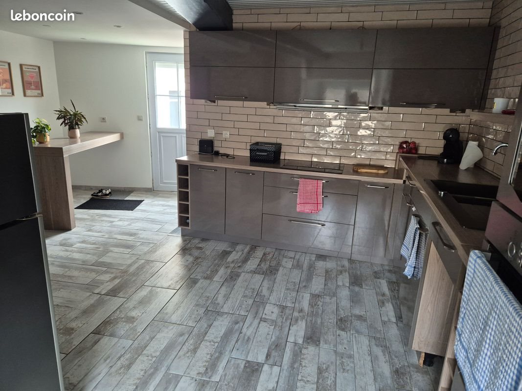 Maison à vendre, 97m², Neuville-de-Poitou