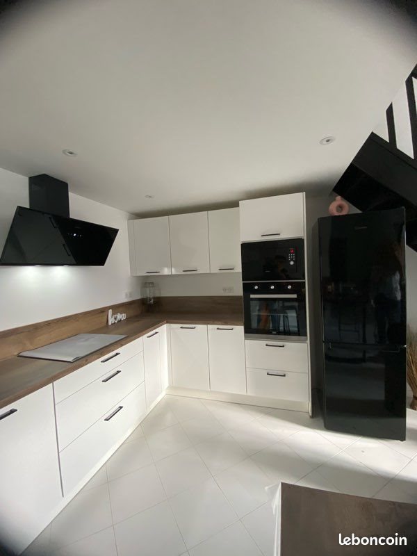 Appartement à louer, 80m², Porto-Vecchio