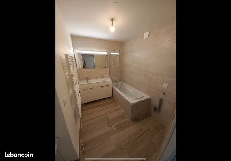 Appartement à louer, 90m², Yenne