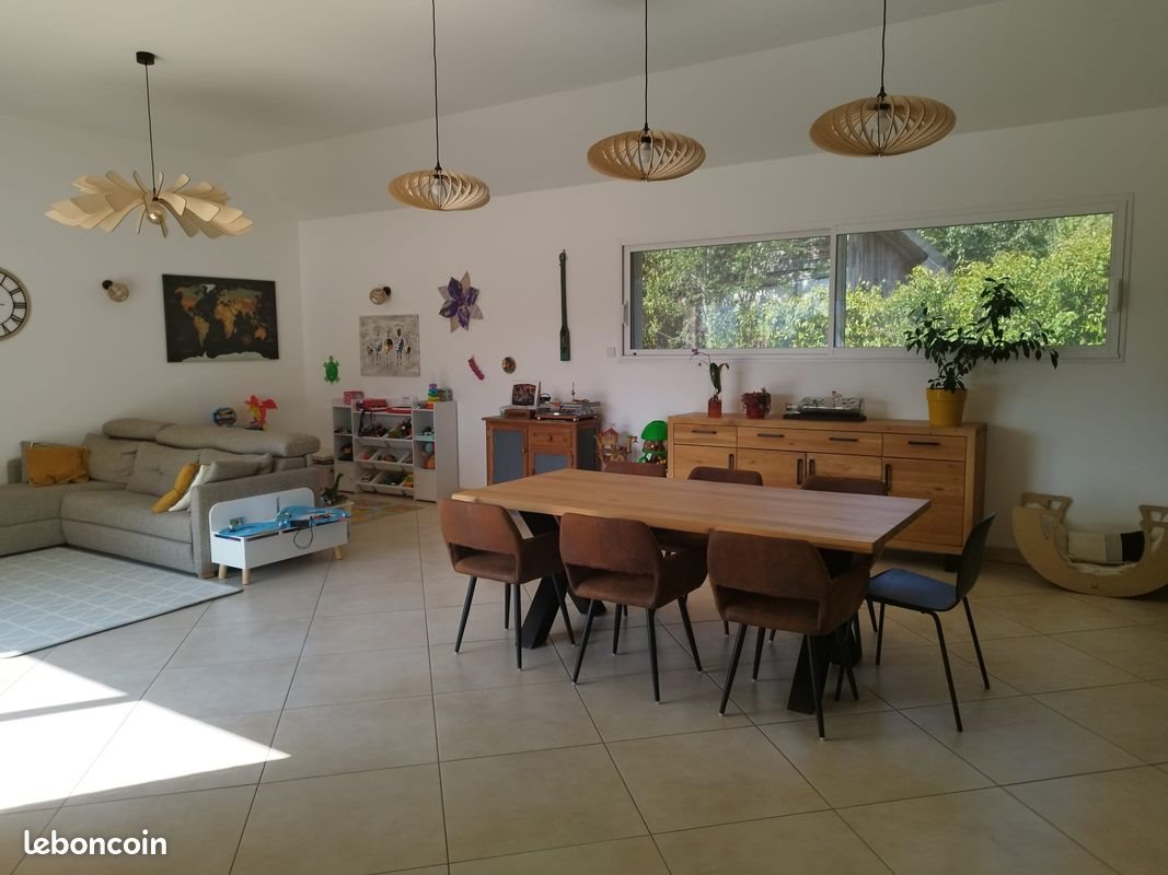 Maison à vendre, 177m², Domblans