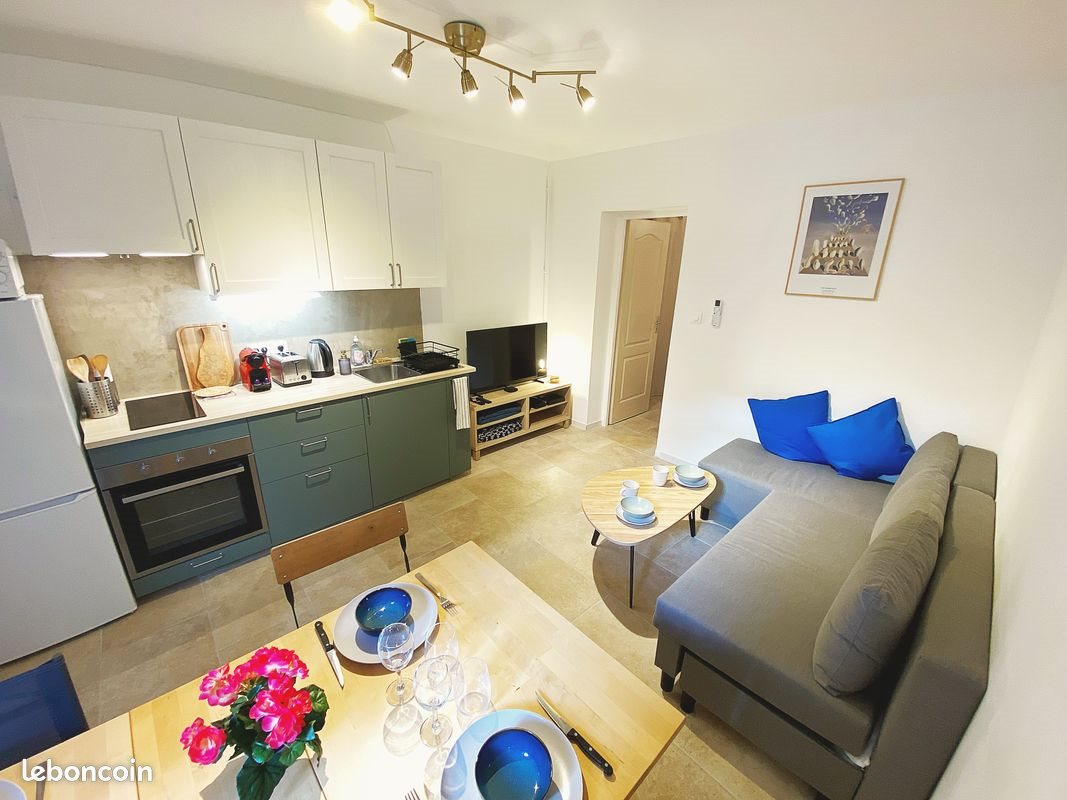 Appartement à louer, 35m², Nîmes