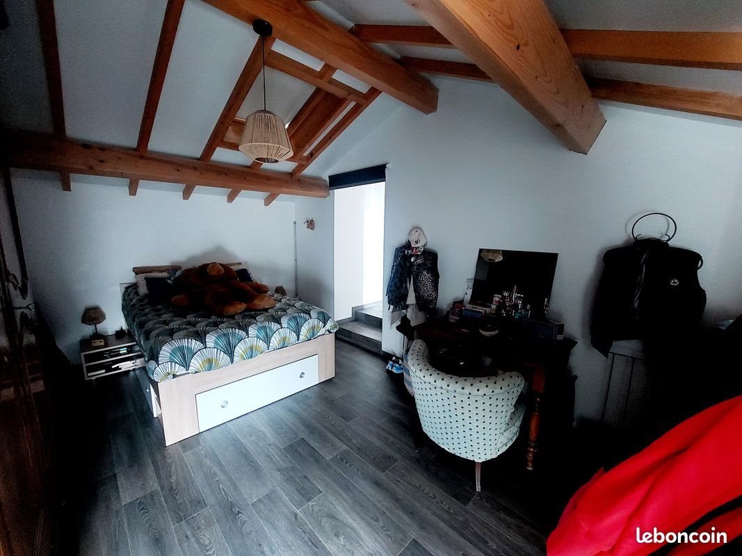 Maison à louer, 100m², Ecotay-l'Olme