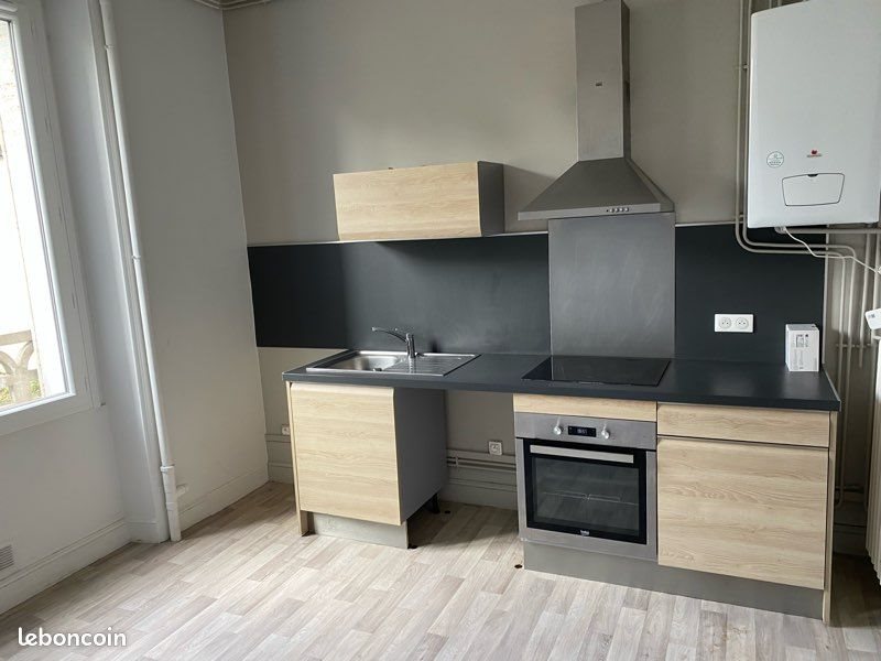 Appartement à louer, 57m², Aurillac
