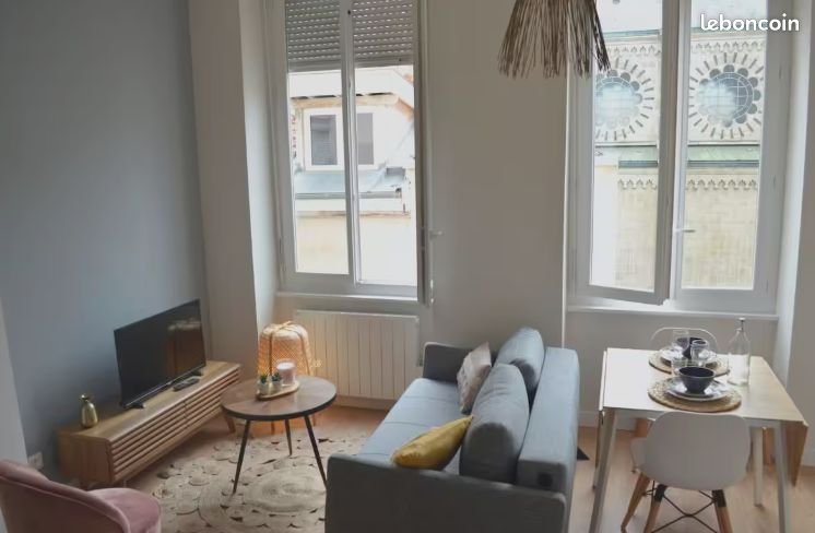 Appartement à louer, 28m², Niort