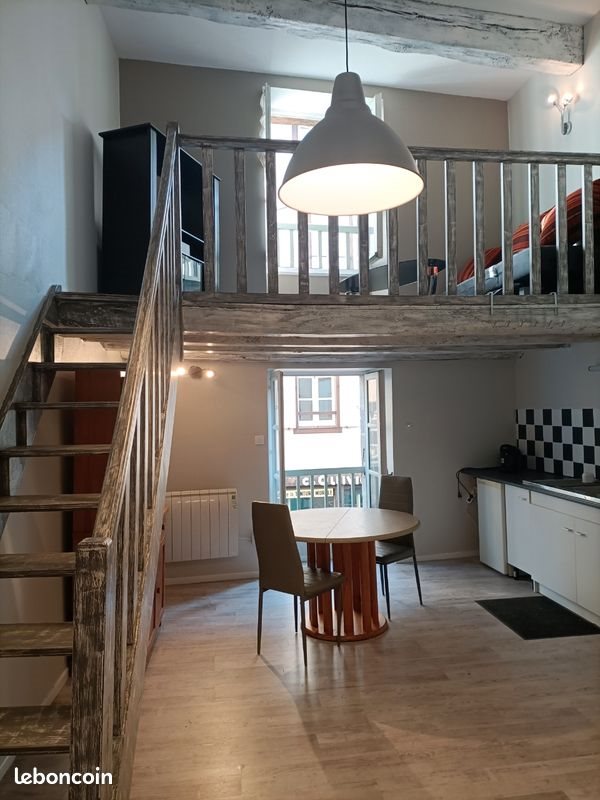 Appartement à louer, 60m², Aurillac