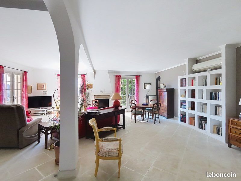 Maison à vendre, 217m², Evenos