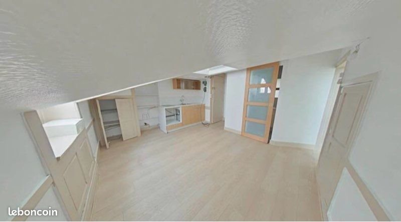 Appartement à louer, 18m², Saint-Étienne