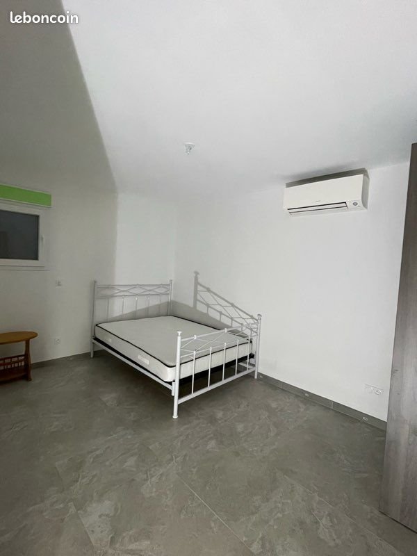 Appartement à louer, 52m², Montfaucon