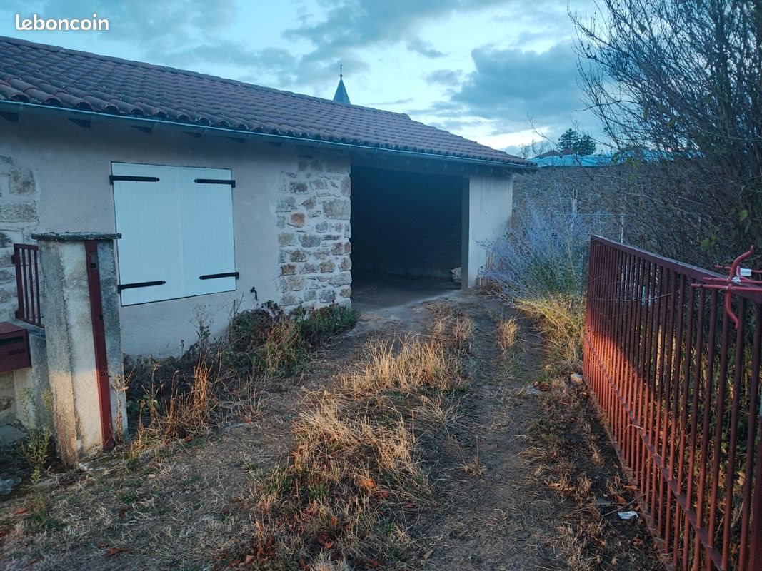 Maison à louer, 95m², Cognac-la-Forêt