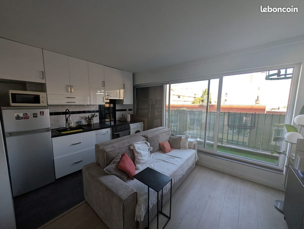 Appartement à louer, 28m², Courbevoie