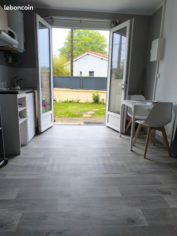 Maison à louer, 18m², Talence