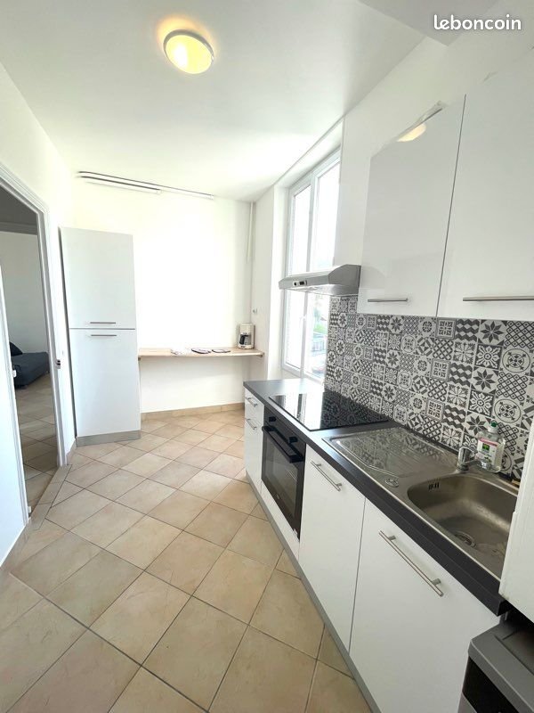Appartement à louer, 60m², Vallauris